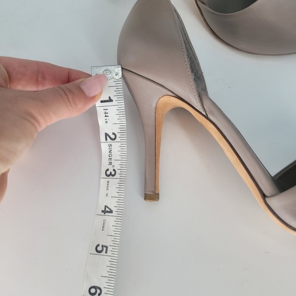 Vince. pointy toe skinny heel closed toe heels size 9.5 - Picture 6 of 8